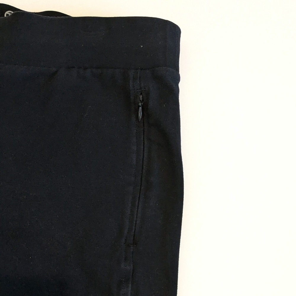 T by Talbots pants, indigo blue with zipper front pockets, size Small